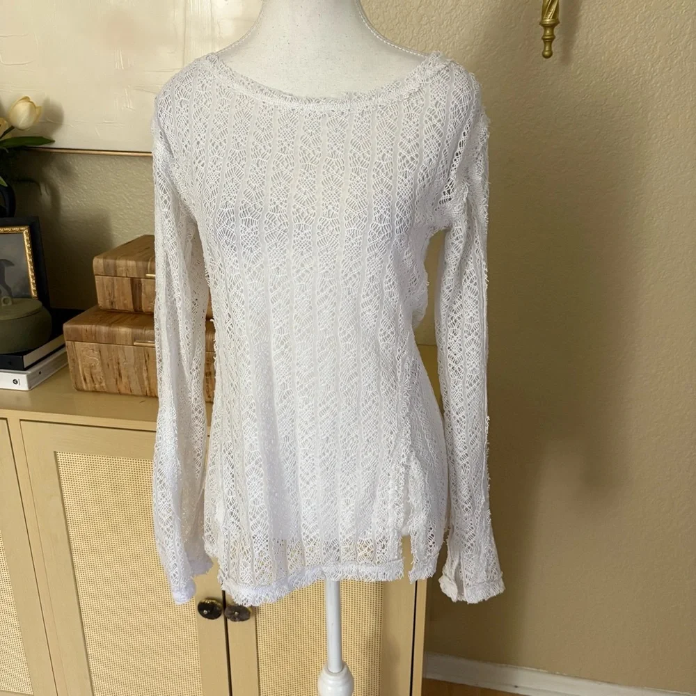 FREE PEOPLE White Lace On The Road Twisted‎ Tee Size Medium
